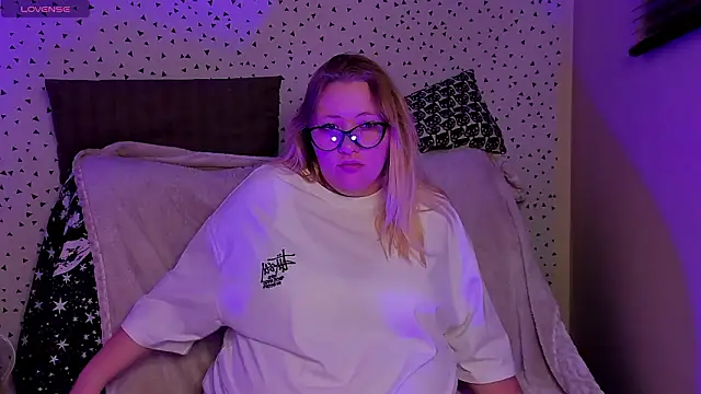 Онлайн чат XXX Puffybun