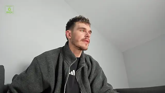 Czat XXX na żywo – Perry_Knight