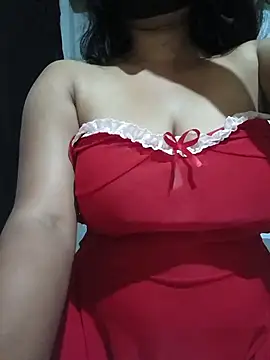 IamNaina69のライブXXXチャット