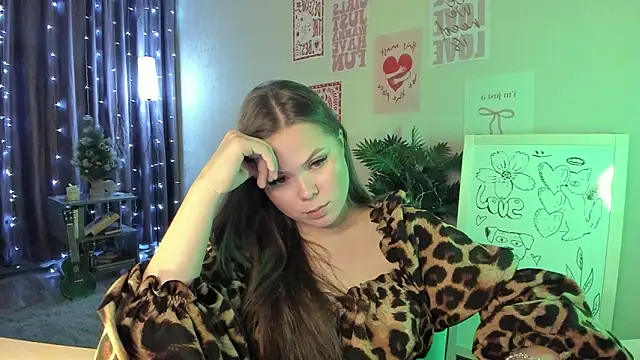 Chat +18 de Kira_love_81 ao vivo