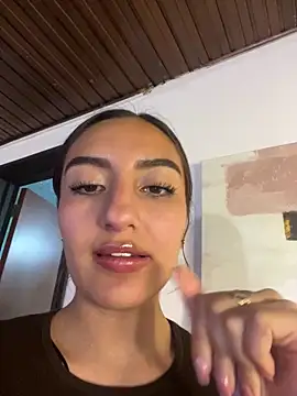 Zoe_Gabrielaa 现场XXX聊天