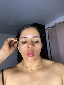 Онлайн чат XXX m3gan_hot