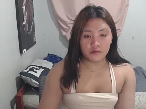 Czat XXX na żywo – MiMi_yeah00