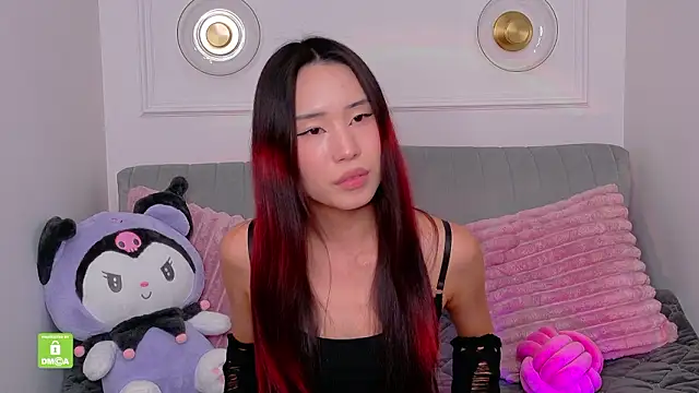 Chat +18 de EveNightfall ao vivo