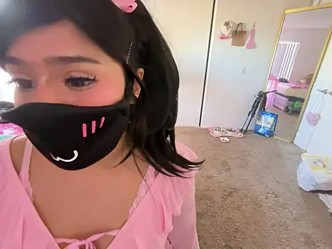 Onlypawzz: вебкам-шоу