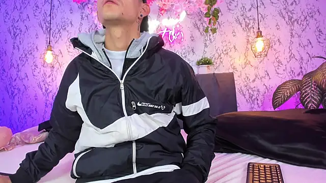 Bonny_and_carrot's Webcam Show