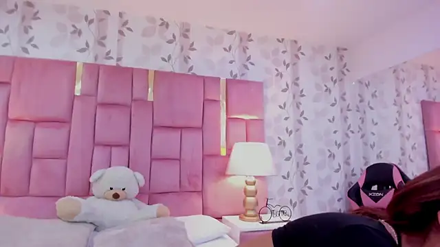 GabyMoreau Chat XXX live