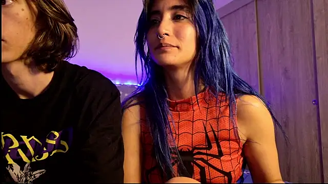 LunaisBack Adlı Modelin Canlı XXX Sohbeti