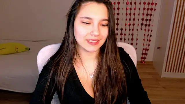 Ari_Grend Adlı Modelin Canlı XXX Sohbeti