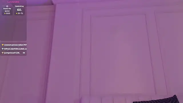 MorganHicks élő XXX-chatje