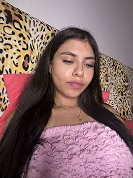 hurrem_18 élő XXX-chatje