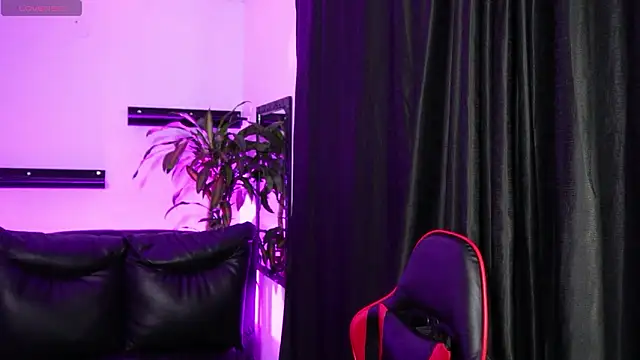 littlee_red's Live XXX Chat