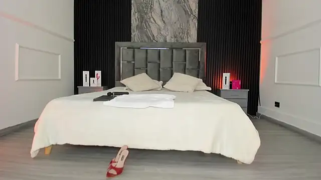 Laureenwells Chat XXX in diretta