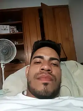 Moreno_latino_sex Adlı Modelin Web Kamerası Şovu