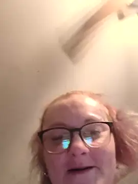 Chatroom XXX en direct de PropertyOfChaddyXo