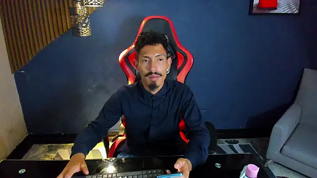 Chat XXX Live NoaahTylor