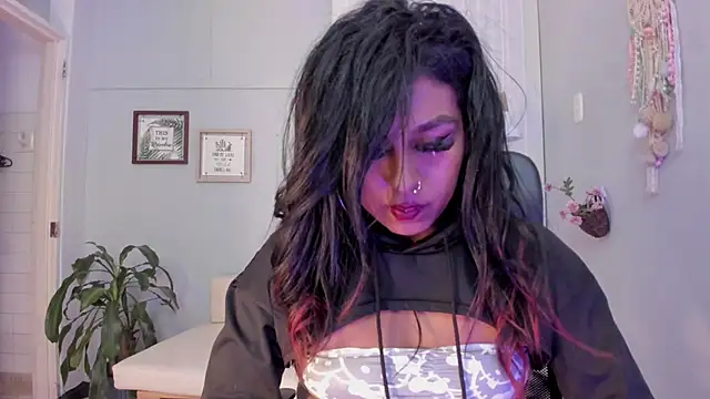 Chat XXX ao vivo de Nahomy_Collins_