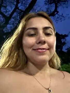 Sirel_ élő XXX-chatje