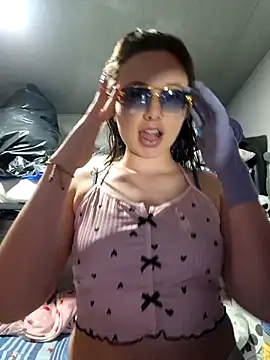 Chatroom XXX en direct de linda-schmidt