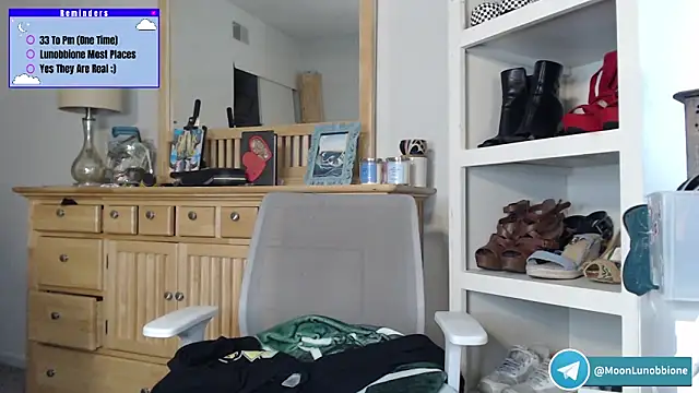 Chatroom XXX en direct de Lunobbione