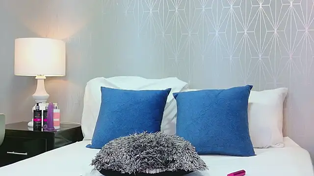 AntonellaEscudero's Webcam Show