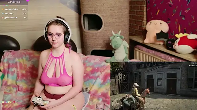 XXX chat uživo modela GamerGirl_Eve