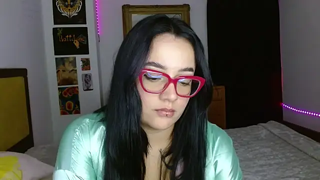 Nova-Satela's Live XXX Chat