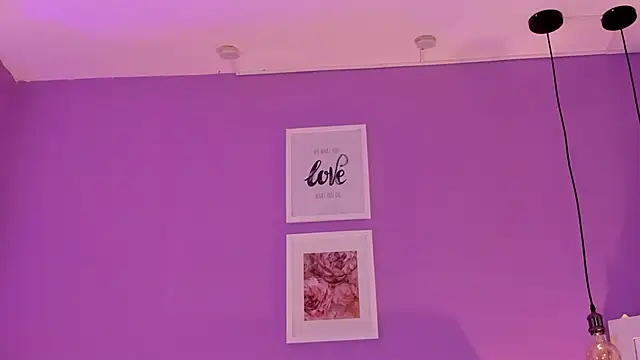 Show modela Charlotte11-11 na web-kameri