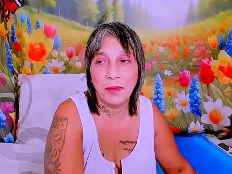 دردشة indianroxy الجنسية المباشرة