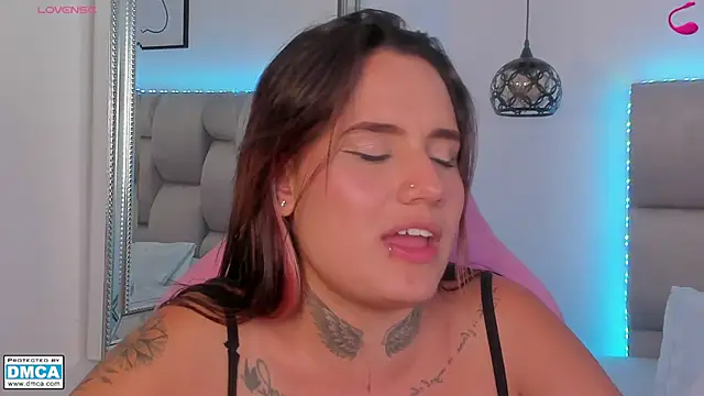 Susan-Sweet-7 Adlı Modelin Canlı XXX Sohbeti