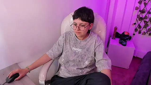 Nathaly_ds: απευθείας συνομιλία ΧΧΧ