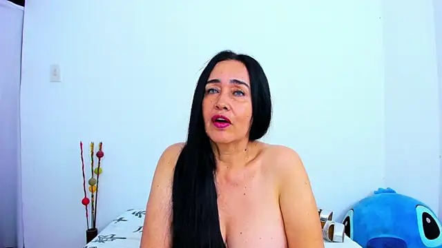 HorniestMilf 即時 XXX 聊天