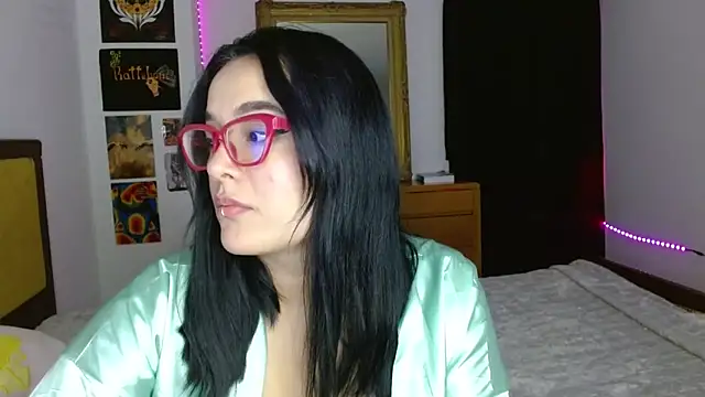 Nova-Satela 라이브 XXX 채팅