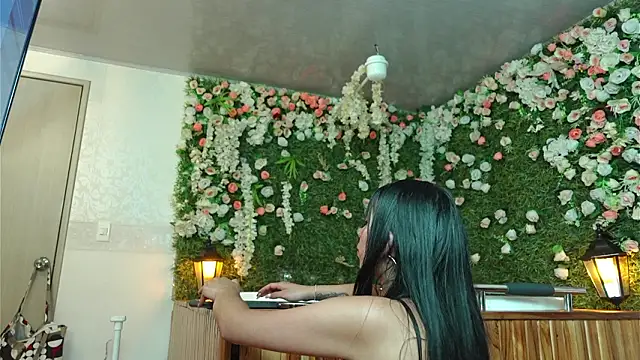 Abbyvega99's Live XXX Chat