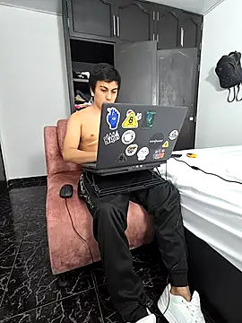 Show de Onyx_black1934 na webcam