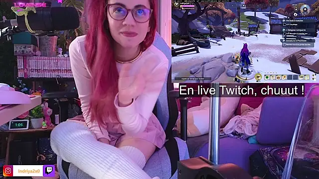 XXX chat uživo modela Indriya2x0