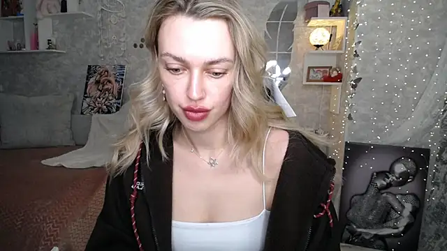 NickyAdamidi's Live XXX Chat