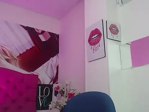 Ailanys_Miller Chat XXX in diretta