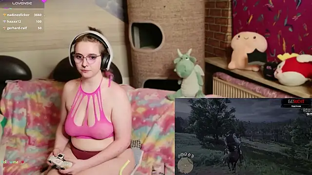 GamerGirl_Eve: онлайн-секс-чат