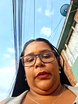 Arena_13 élő XXX-chatje