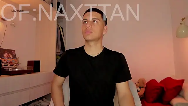 XXX chat uživo modela Naxttan
