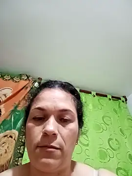 Chat +18 de Aliciia_cute1 ao vivo