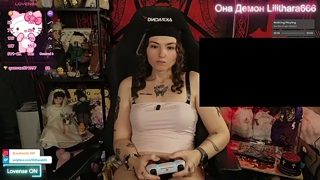 Show de Lilithara666 na webcam