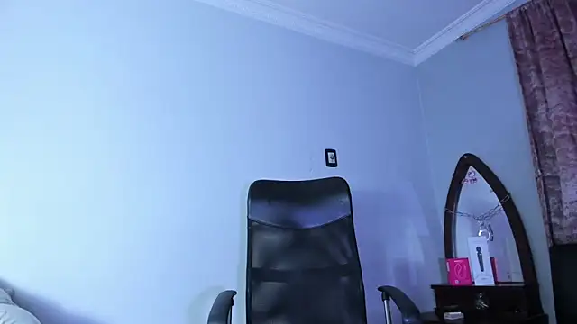 Pamela_Squirtt's Live XXX Chat