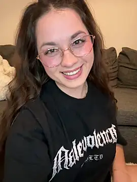 Chatroom XXX en direct de liloush__