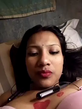 Maliha_Chowdhury élő XXX-chatje