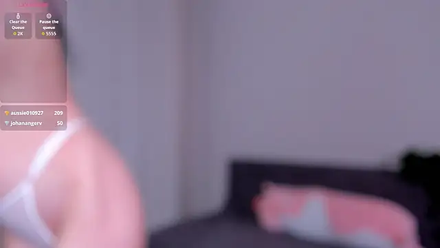 kira_montelle Webcam show