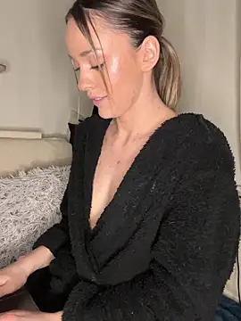 KatieCutieXooo Webcam show