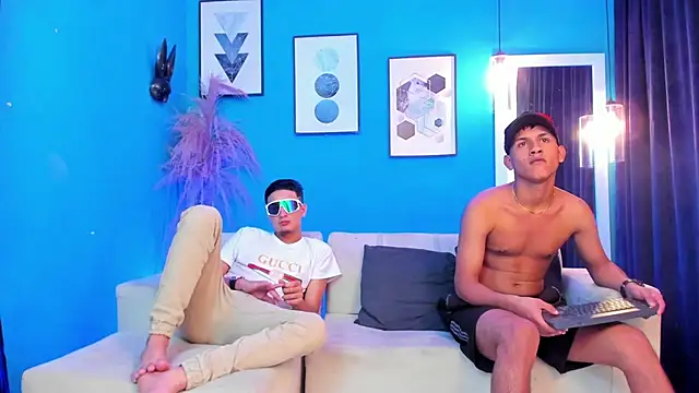 KingOfHeavens_2 Live XXX-chat