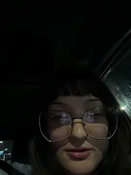 urpuppymoon's Live XXX Chat